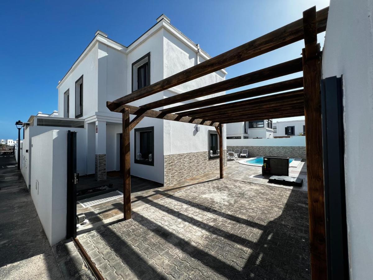 Fashion Villa Vivalavida, Private Pool X Parking Playa Blanca  Esterno foto