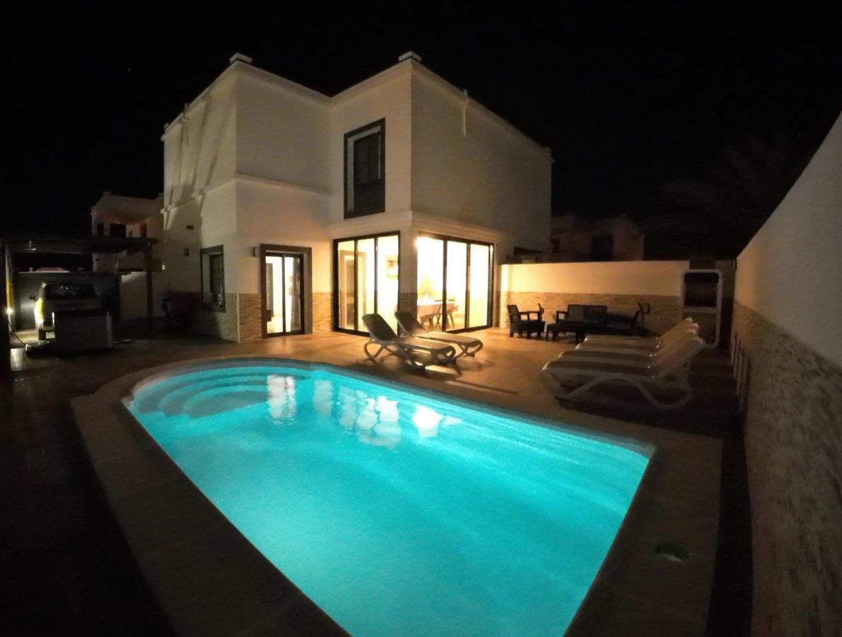 Fashion Villa Vivalavida, Private Pool X Parking Playa Blanca  Esterno foto